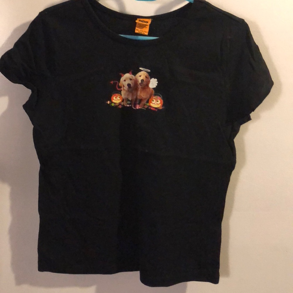 Halloween puppies tee size XL fits s